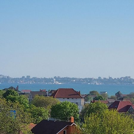 Уютная Квартира На Сутки С Видом На Море И Близостю Пляжа Kryschaniwka Exterior foto